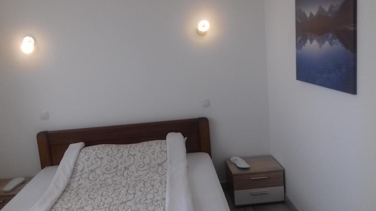Mesecev Konak Bed and Breakfast Ni Eksteriør billede